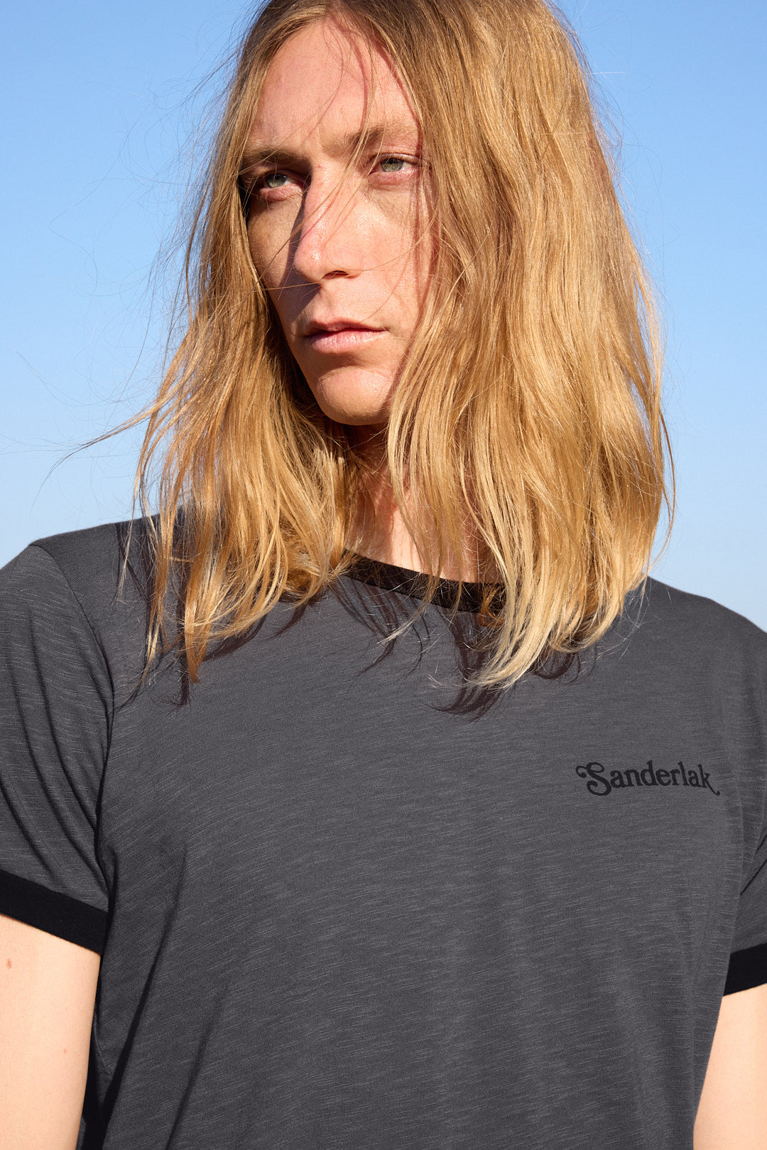 Contrast Rib Tee in Grey