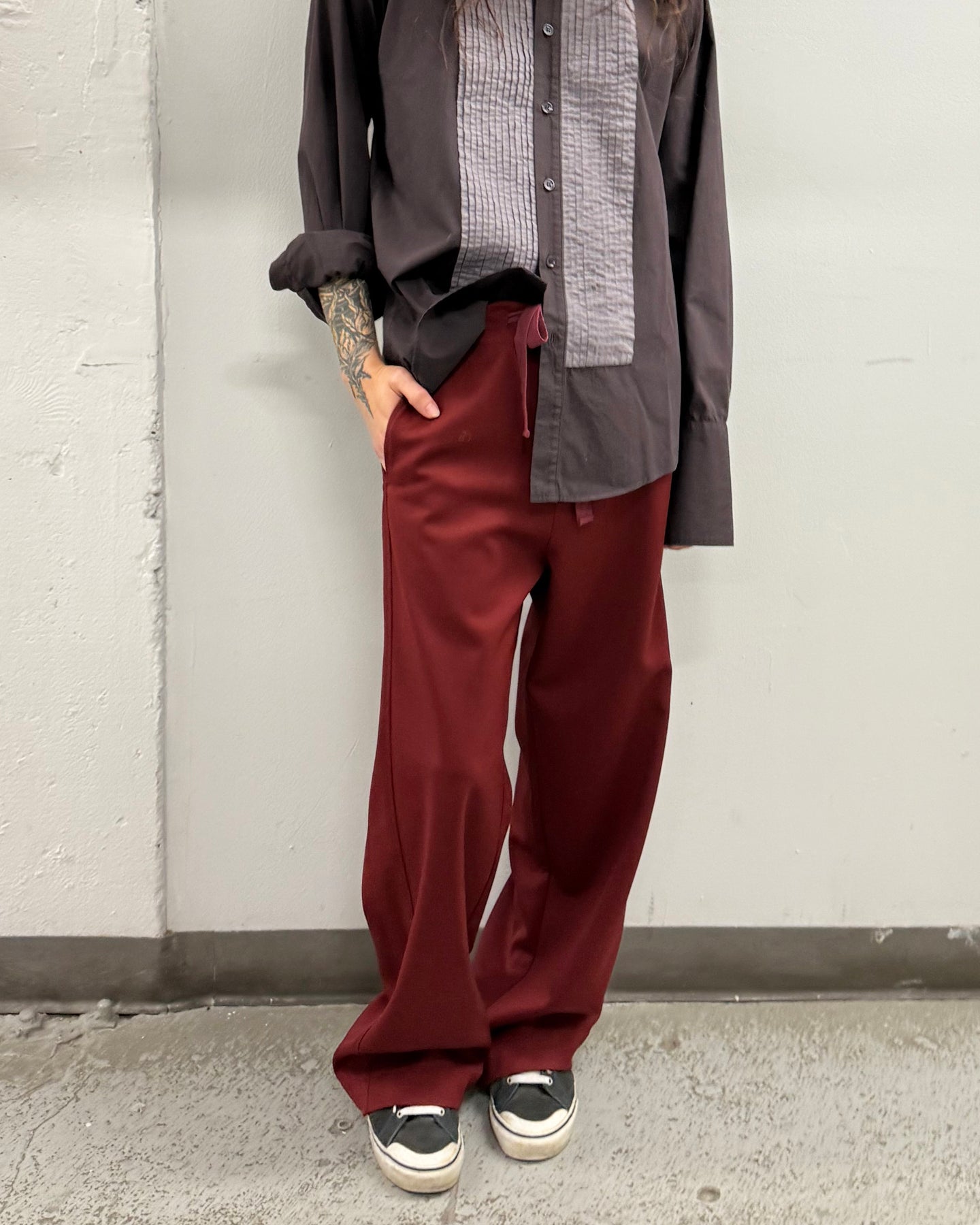 Tailored Drawstring Pant in Redwood