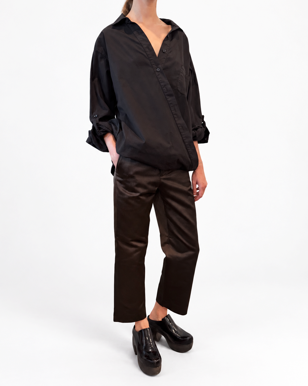Hammered Cropped Trouser in Mulholland Mocha