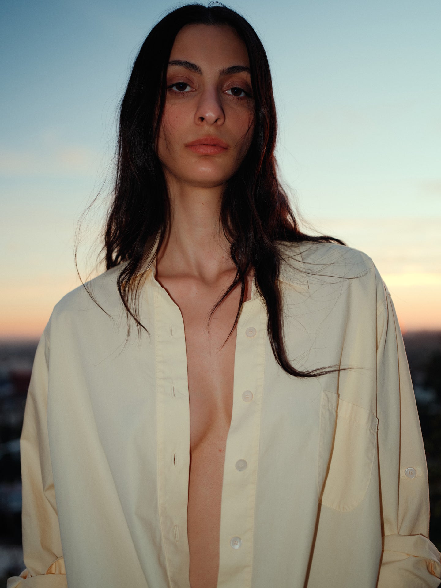 Twist Shirt in Chateau Cream