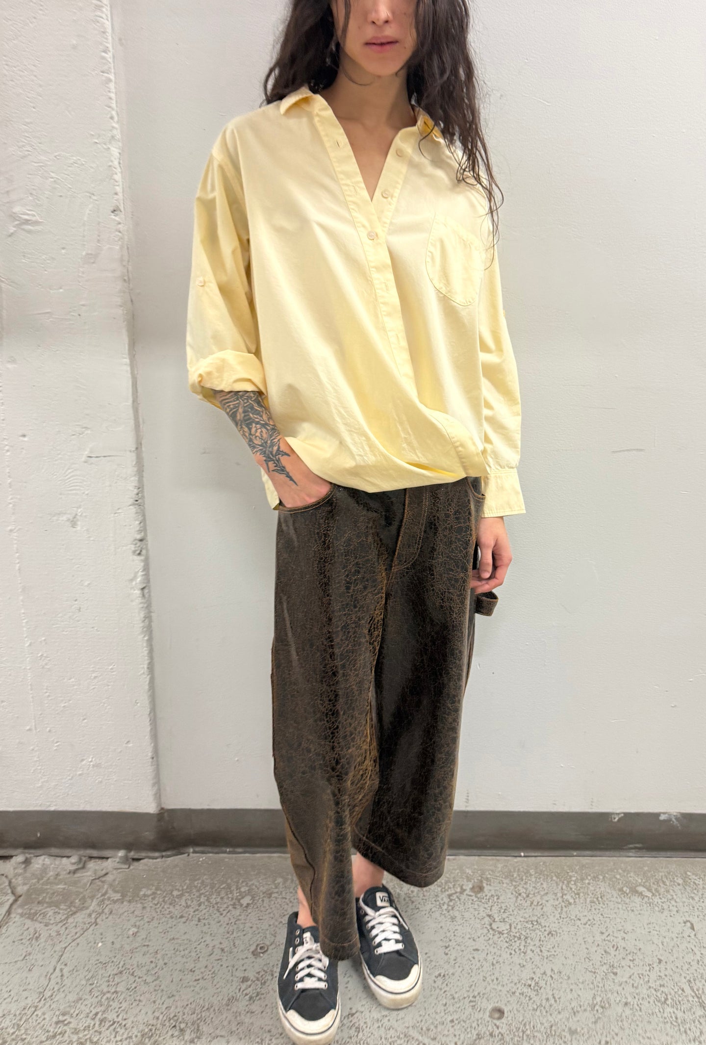 Twist Shirt in Chateau Cream
