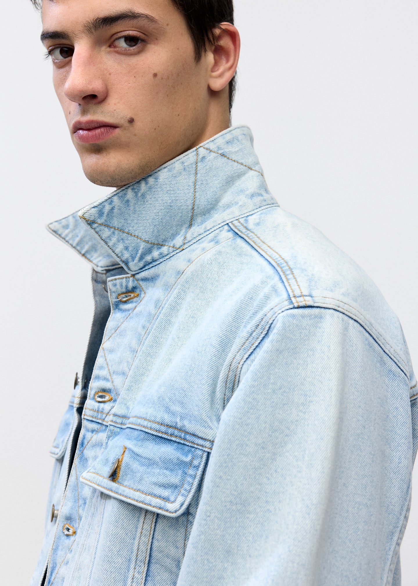 Jean Jacket in Blue Wash