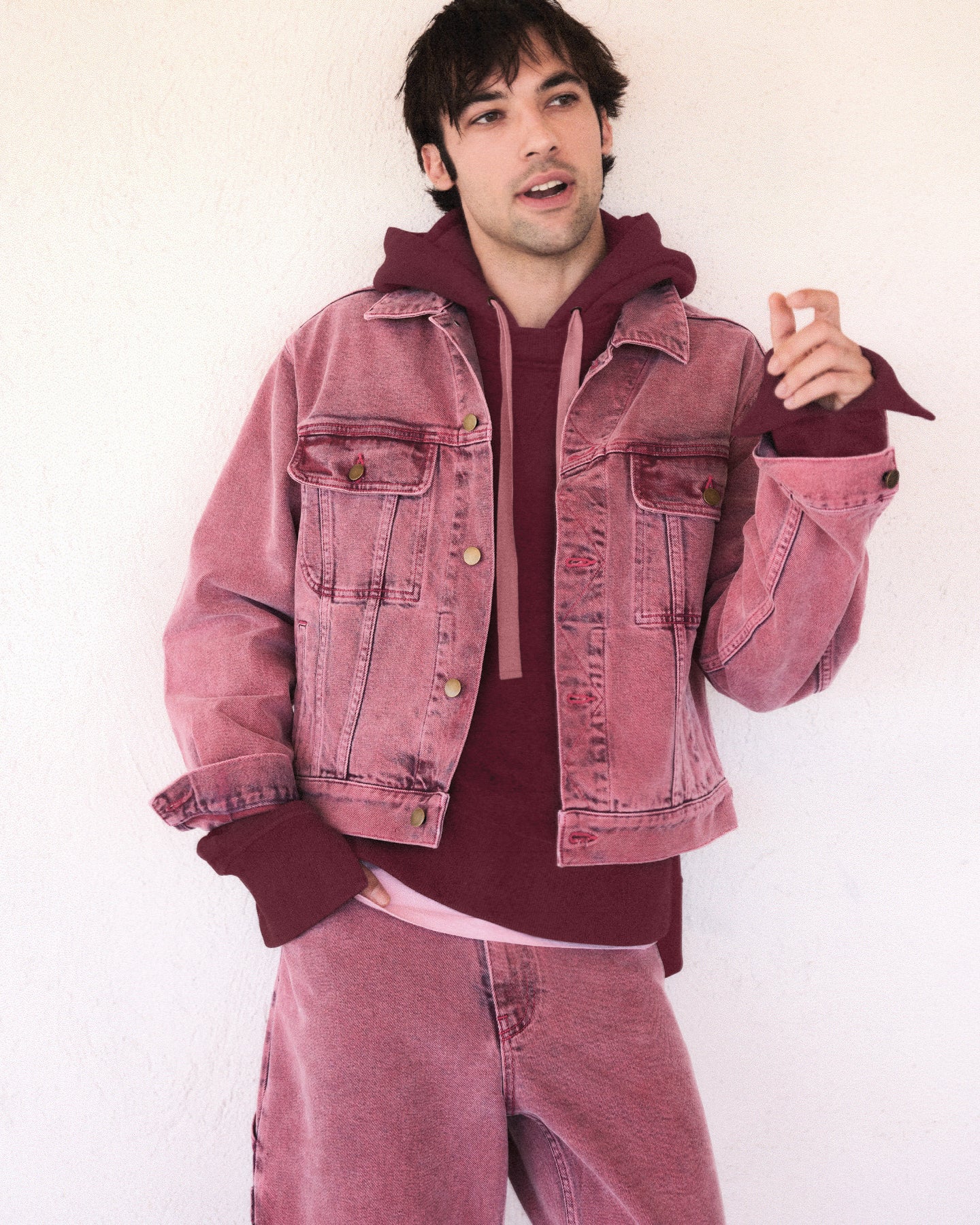 Hoodie in Midnight Merlot