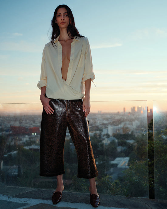 Twist Shirt in Chateau Cream