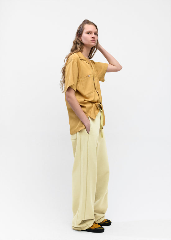 Short Sleeve Shirt in Old Gold