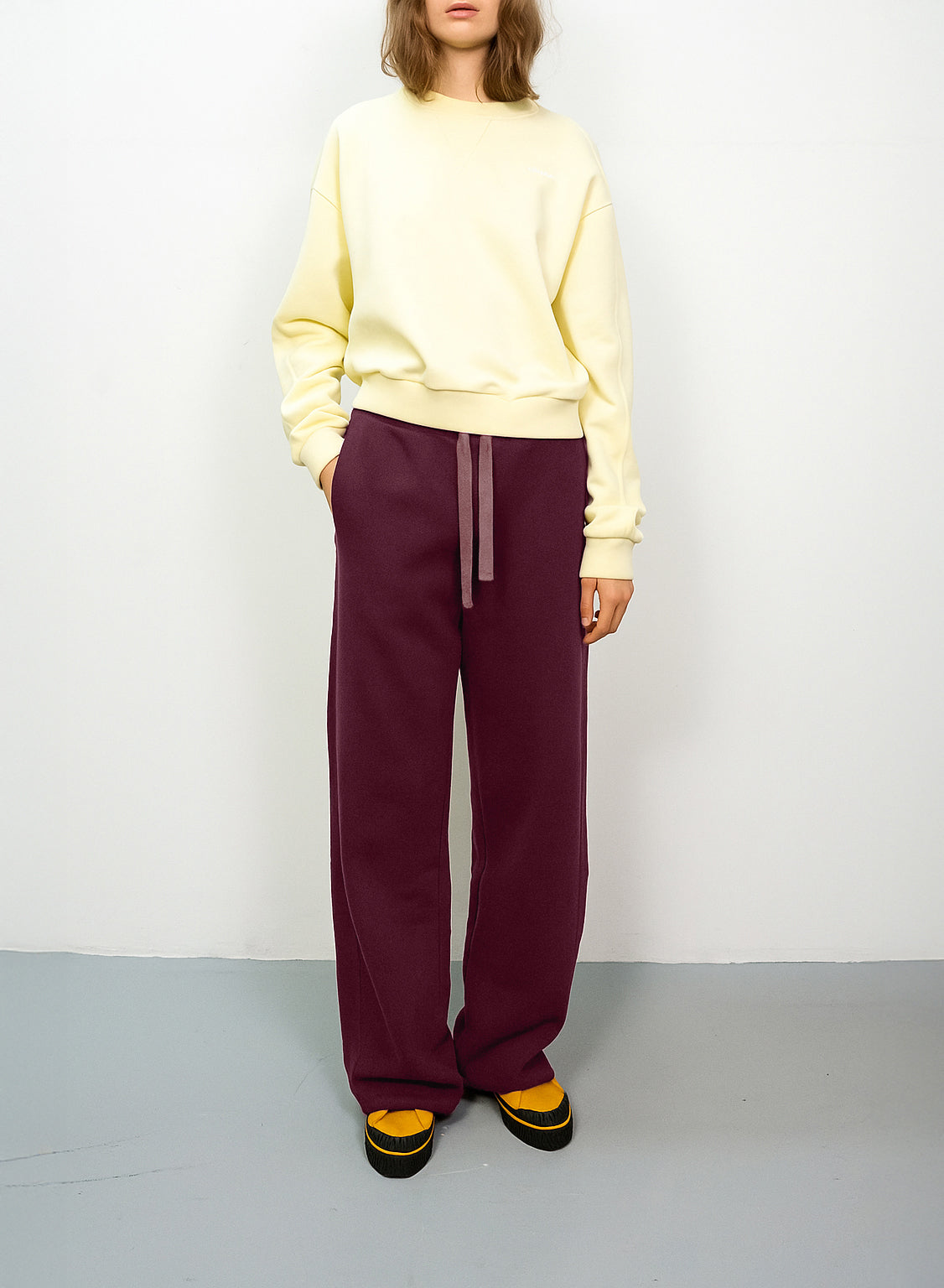 Drawstring Sweatpant in Midnight Merlot