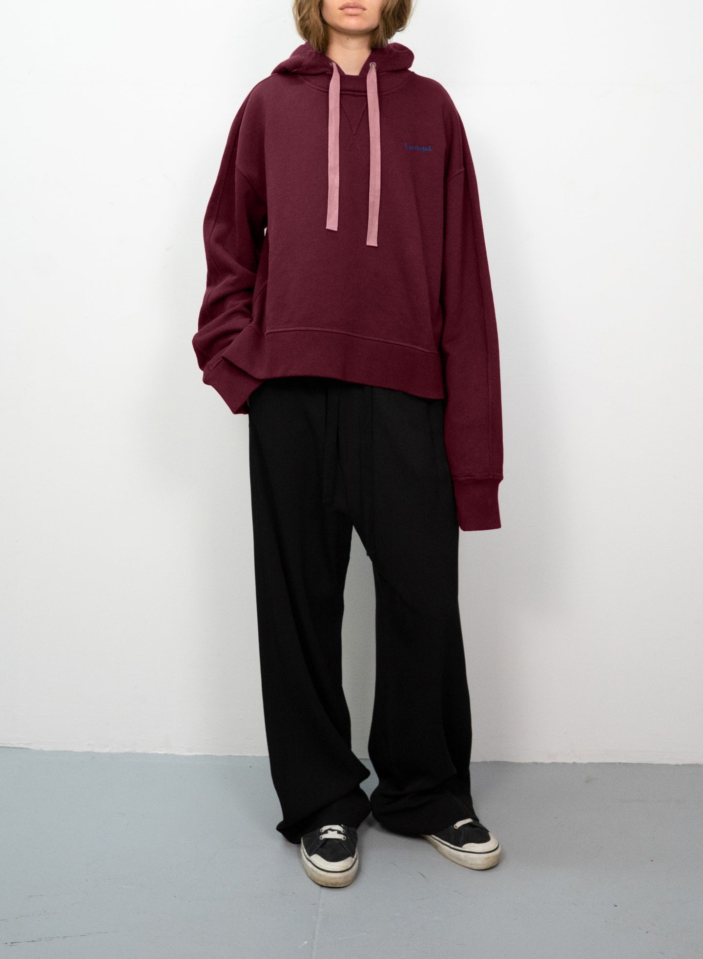 Hoodie in Midnight Merlot