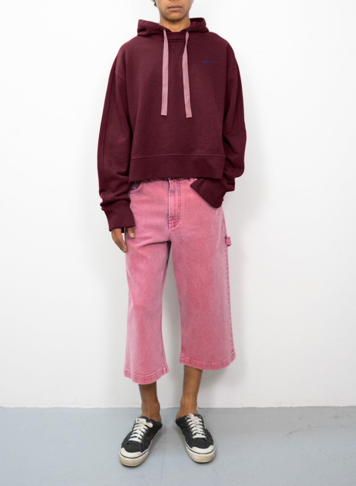 Hoodie in Midnight Merlot